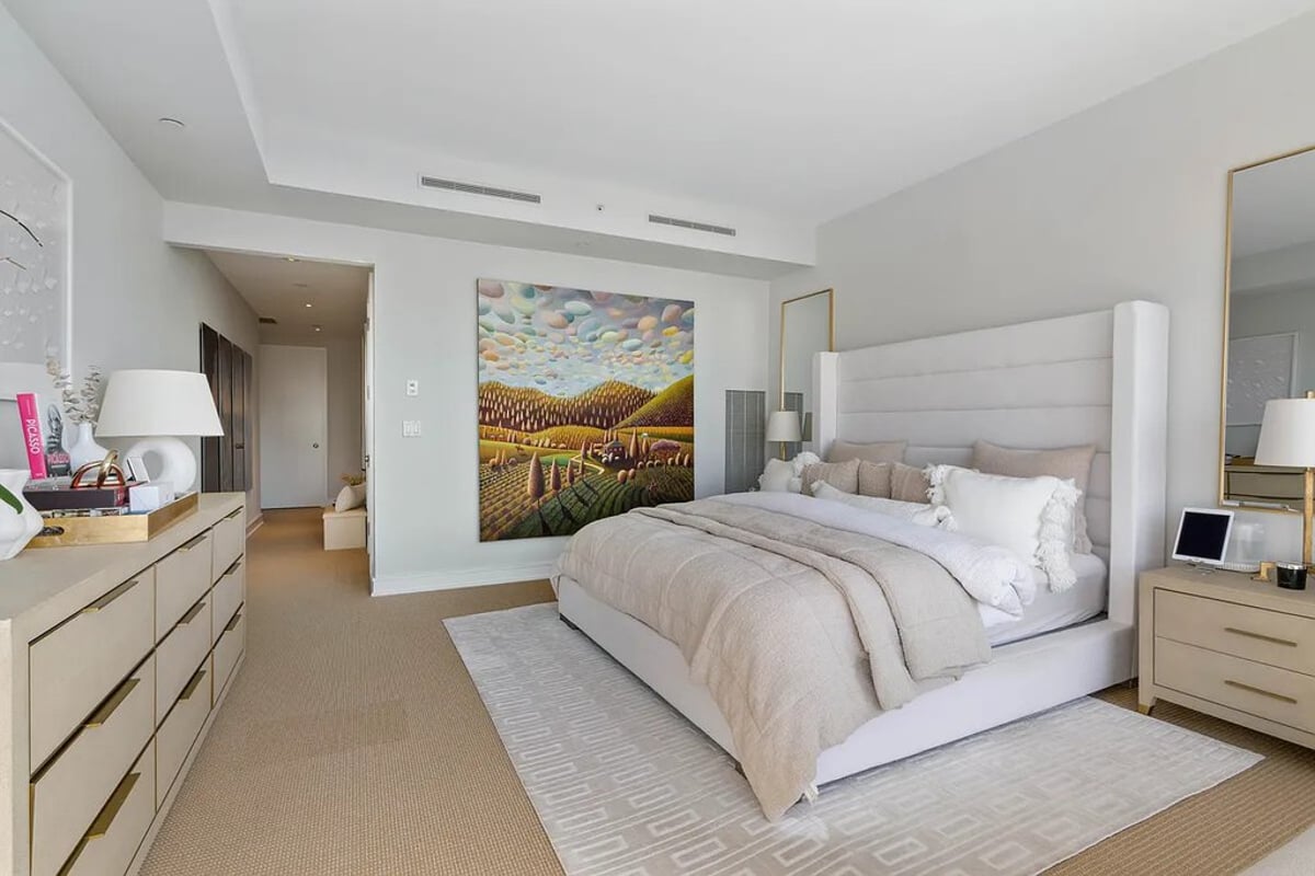 Photo for One Beacon Court - 151 East 58th Street Condominium in Midtown East, Manhattan