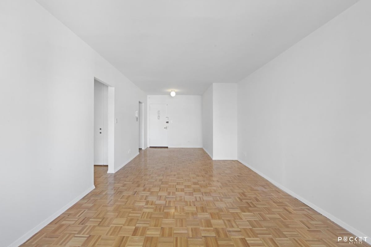 Photo for East Winds Condominium - 345 East 80th Street Condominium in Upper East Side, Manhattan