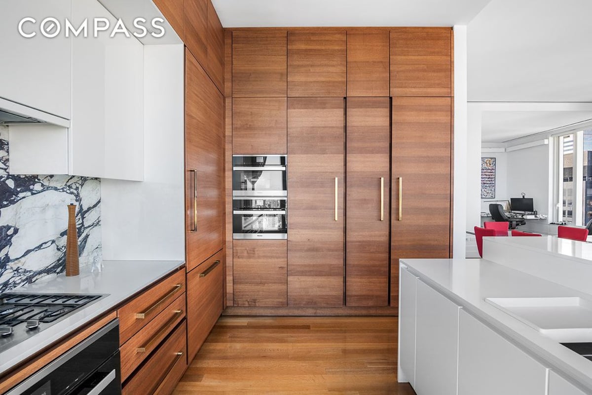 Photo for 252 East 57th Street - 252 East 57th Street Condominium in Midtown East, Manhattan