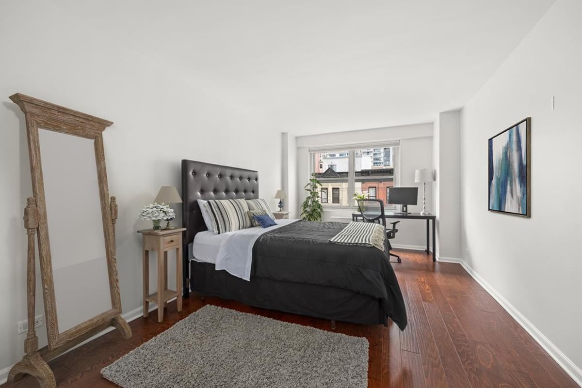 Photo for Emery Towers - 400 East 77th Street Cooperative in Lenox Hill, Manhattan