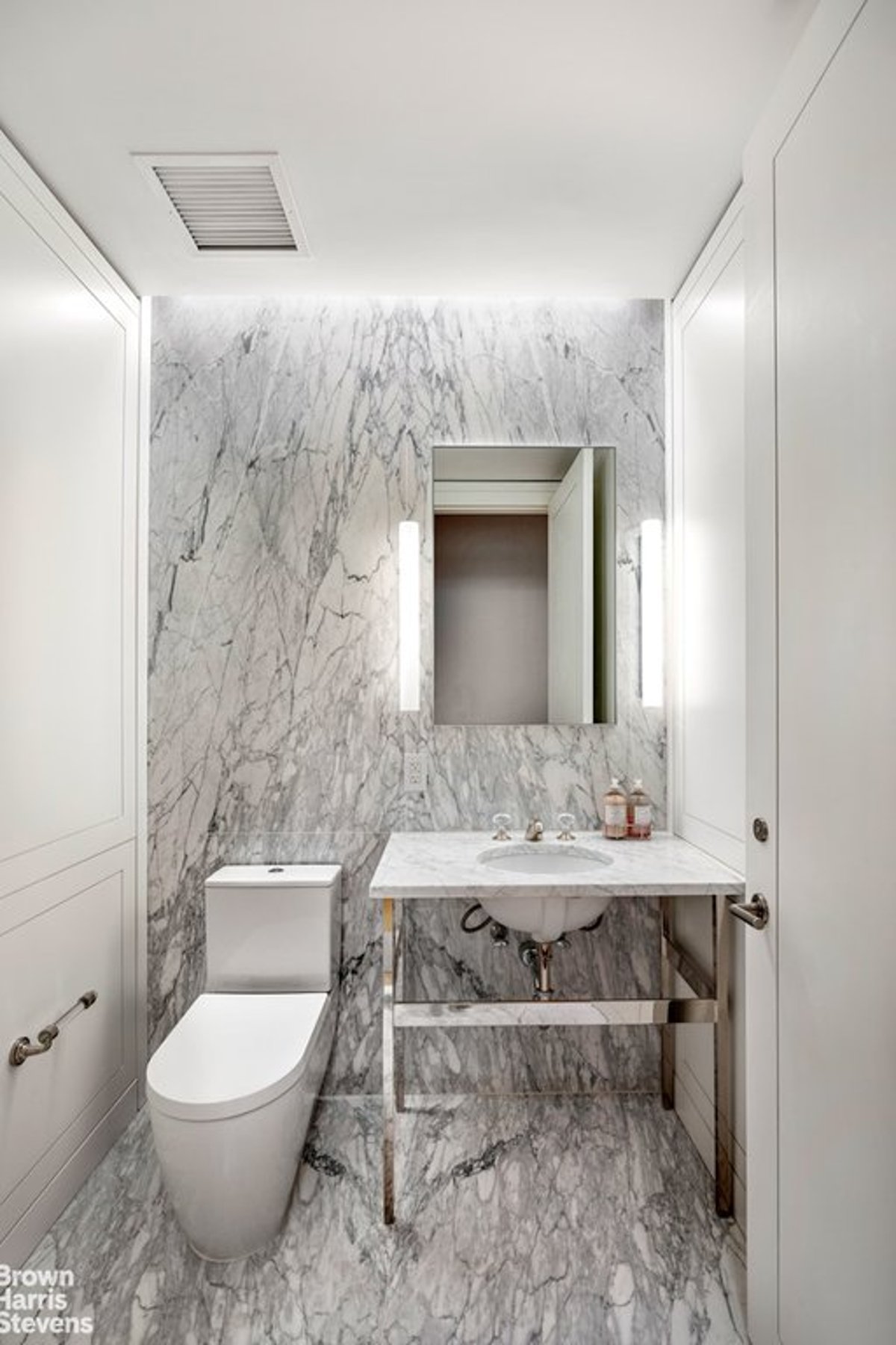 Photo for The Hayworth - 1289 Lexington Avenue Condominium in Upper East Side, Manhattan