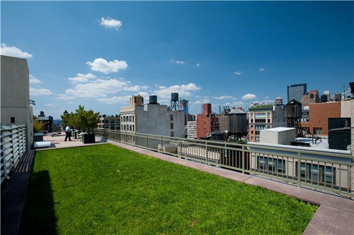 Photo for Chelsea House - 130 West 19th Street Condominium in Chelsea, Manhattan