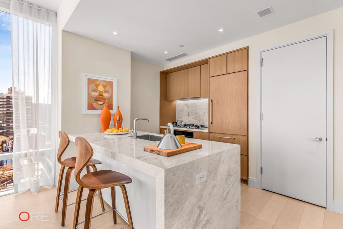 Photo for Eastlight - 501 Third Avenue Condominium in Kips Bay, Manhattan