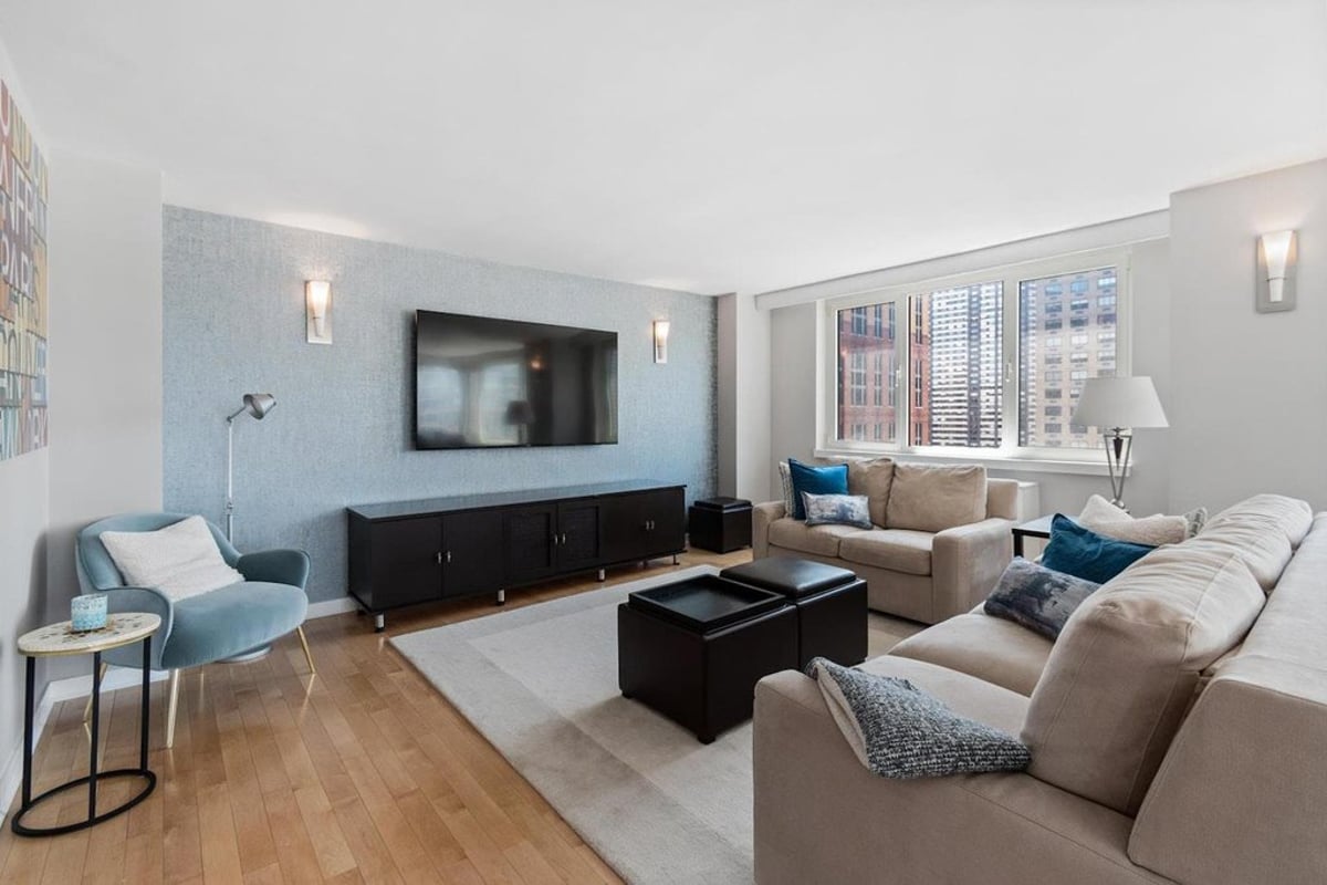 Photo for 45 West 67th Street - 45 West 67th Street Condominium in Upper West Side, Manhattan