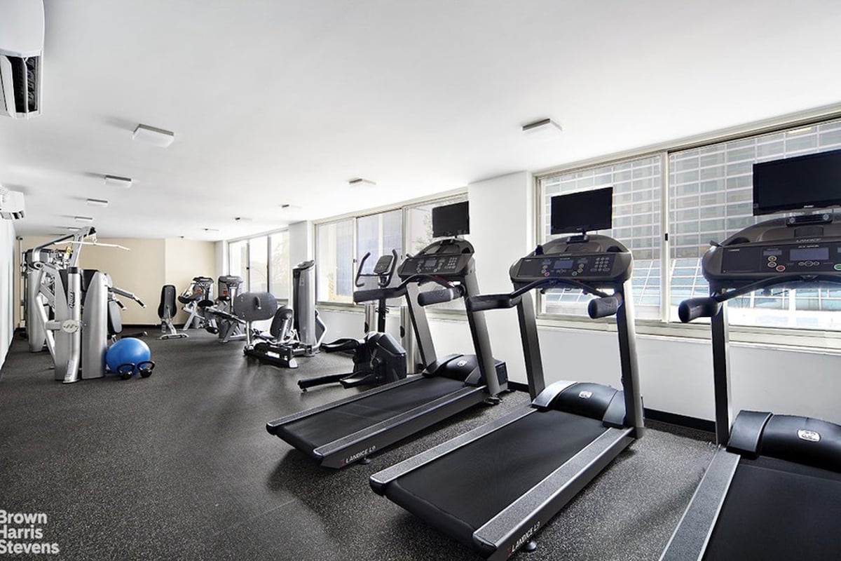 Photo for Lausanne Condominium - 333 East 45th Street Condominium in Turtle Bay, Manhattan