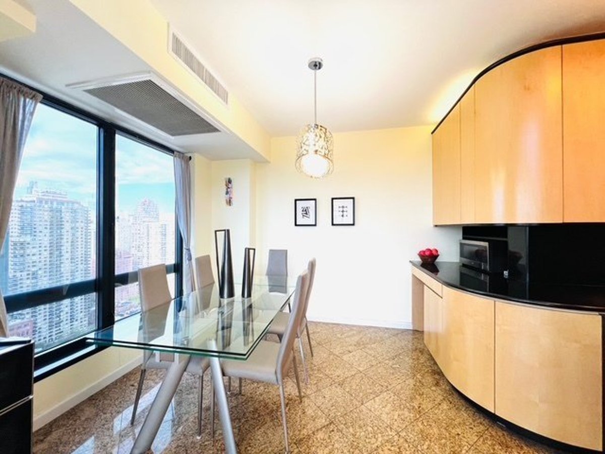 Photo for The Promenade - 530 East 76th Street Condominium in Upper East Side, Manhattan