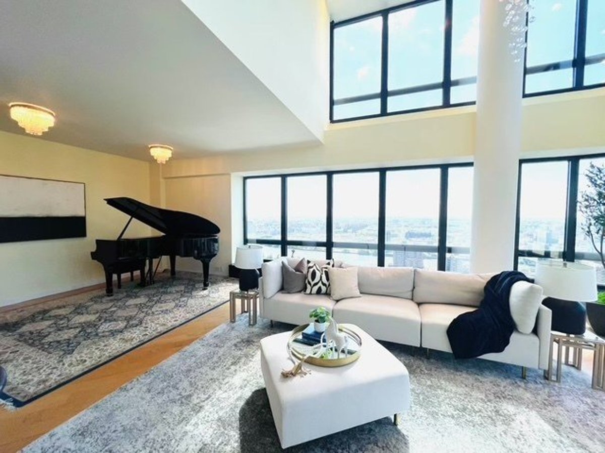 Photo for The Promenade - 530 East 76th Street Condominium in Upper East Side, Manhattan