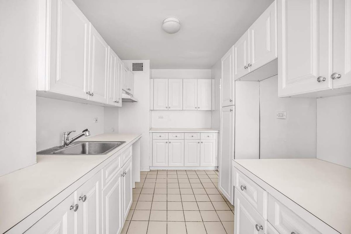 Photo for Lincoln Towers - 205 West End Avenue Condominium in Upper West Side, Manhattan