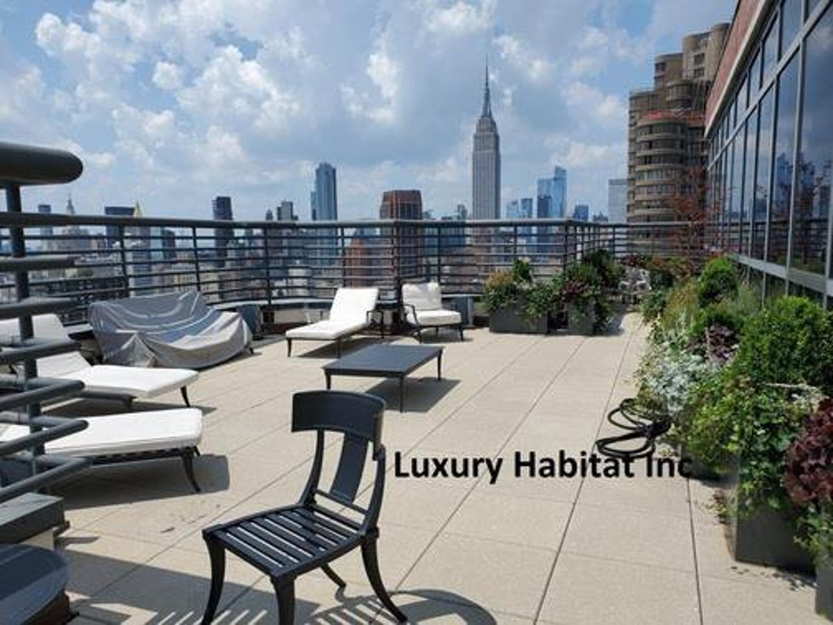 Photo for The Horizon - 415 East 37th Street Condominium in Midtown East, Manhattan