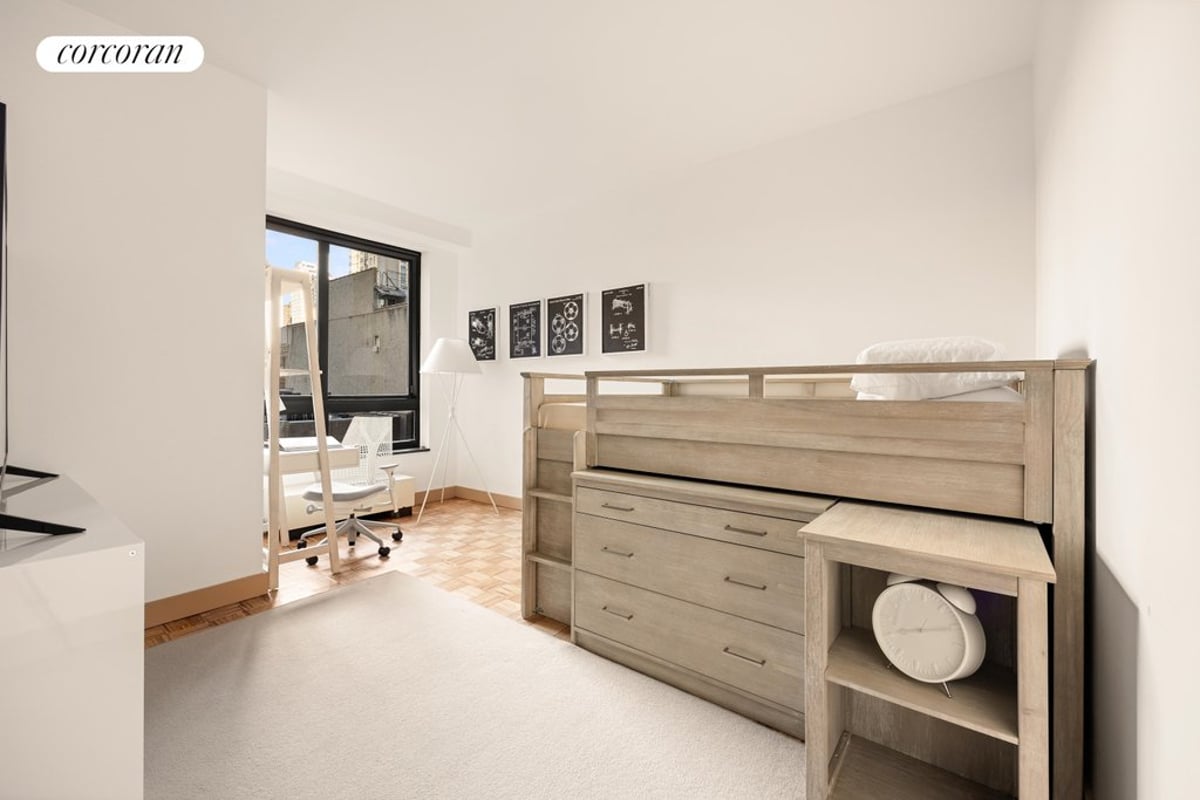 Photo for 100 United Nations Plaza - 100  United Nations Plaza Condominium in Midtown East, Manhattan