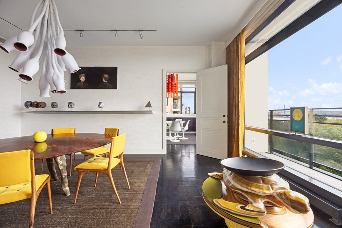 Photo for 170 East End Avenue - 170 East End Avenue Condominium in Upper East Side, Manhattan