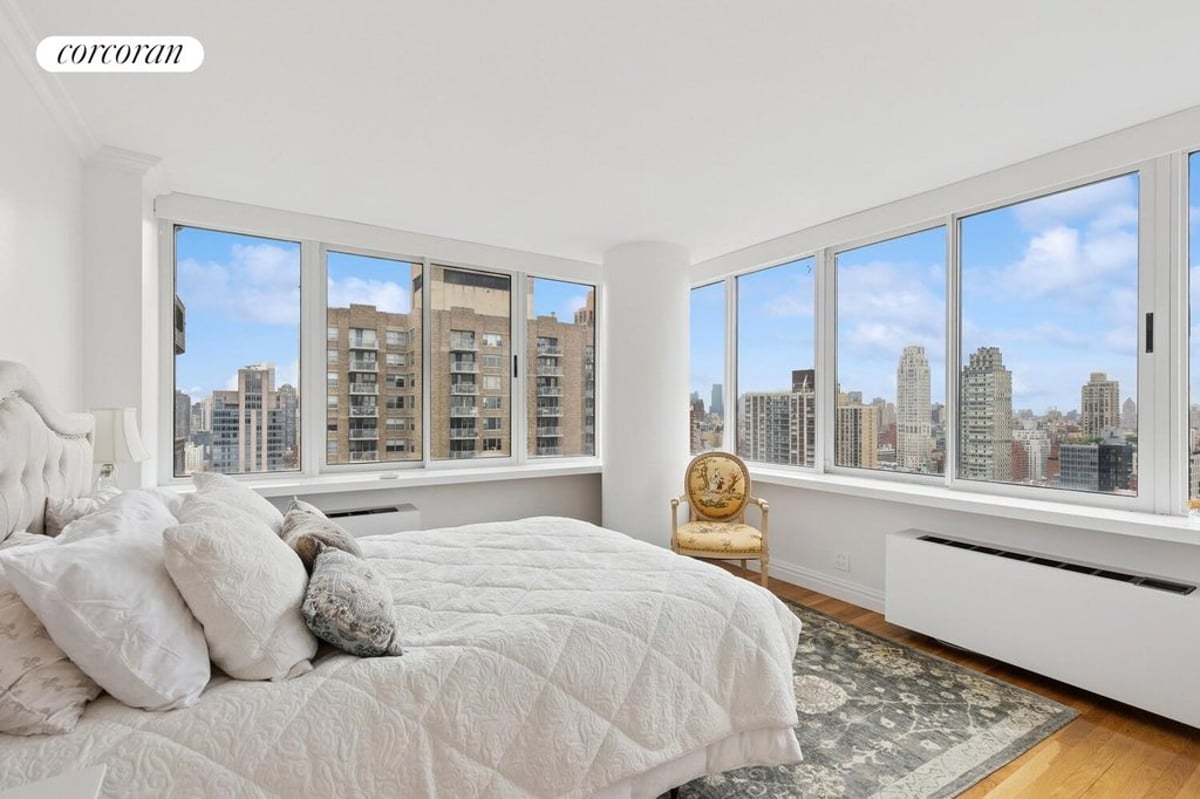 Photo for The Channel Club - 455 East 86th Street Condominium in Upper East Side, Manhattan