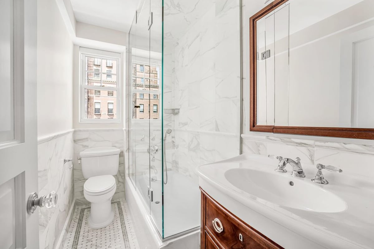 Photo for 785 Park Avenue - 785 Park Avenue Cooperative in Upper East Side, Manhattan