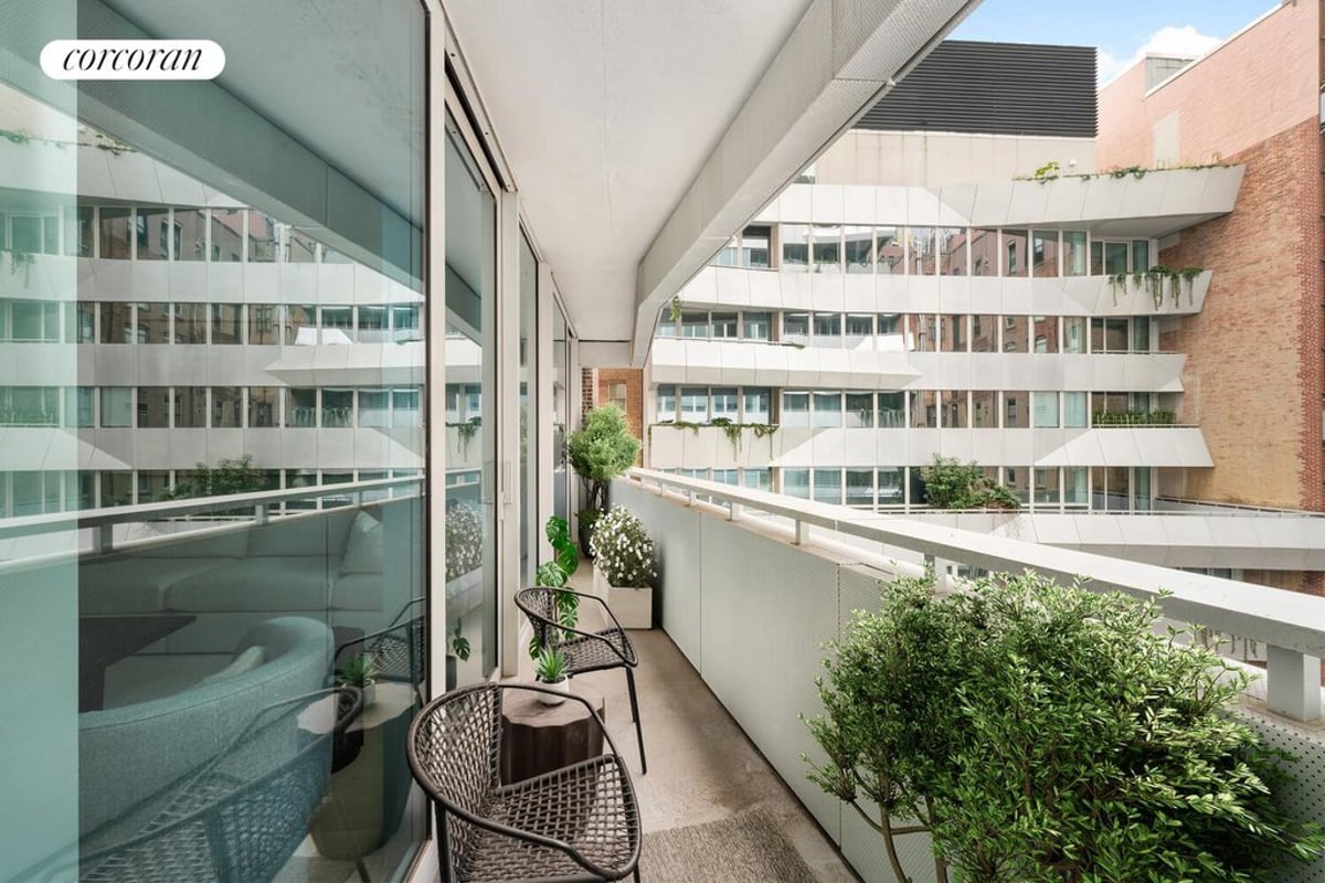 Photo for 121 E 22nd St - 121 East 22nd Street Condominium in Chelsea, Manhattan