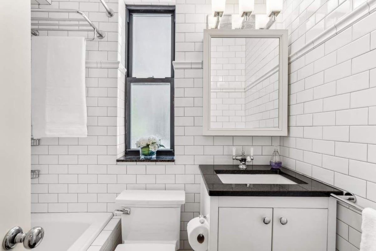 Photo for 333 East 53rd Street - 333 East 53rd Street Cooperative in Midtown East, Manhattan