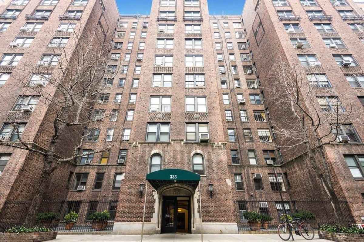 Photo for 333 East 53rd Street - 333 East 53rd Street Cooperative in Midtown East, Manhattan