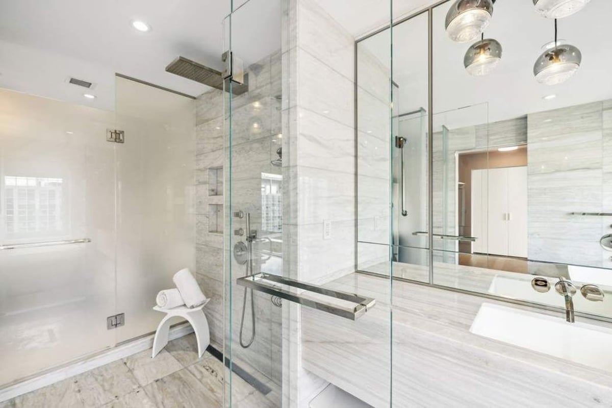 Photo for 135 West 52nd Street - 135 West 52nd Street Condominium in Midtown, Manhattan