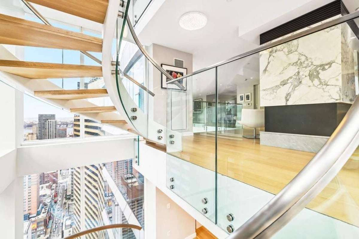 Photo for 135 West 52nd Street - 135 West 52nd Street Condominium in Midtown, Manhattan