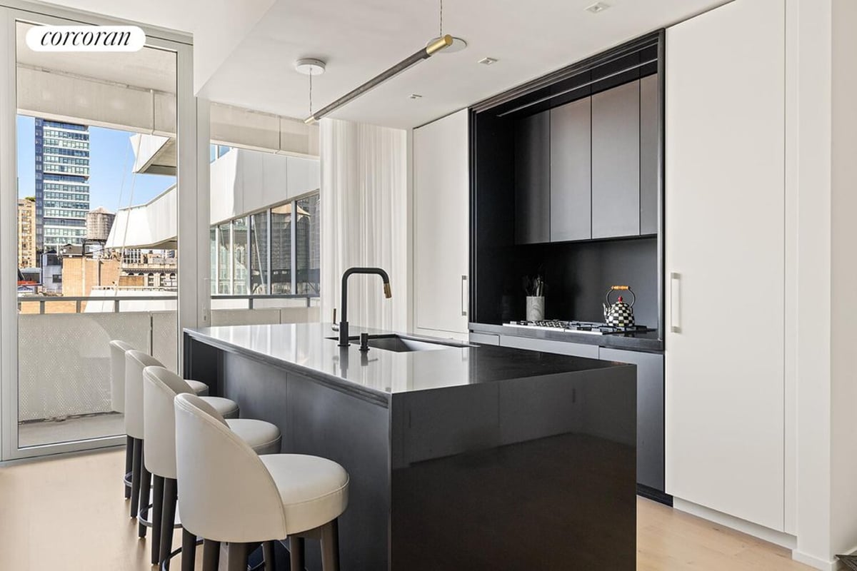 Photo for 121 E 22nd St - 121 East 22nd Street Condominium in Chelsea, Manhattan