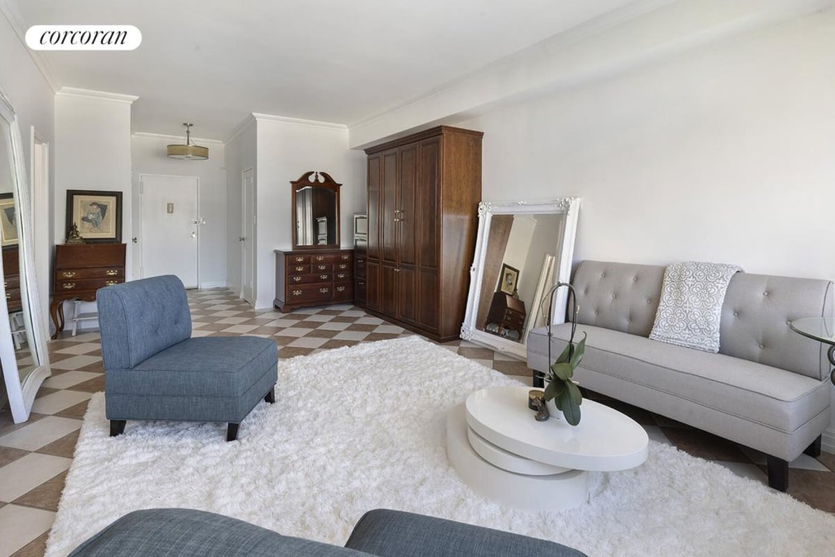 Photo for Yorkgate - 405 East 63rd Street Cooperative in Upper East Side, Manhattan