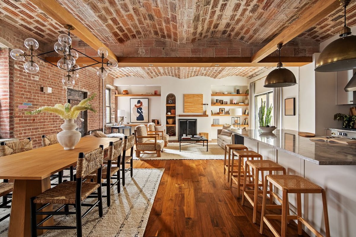 Photo for 131 PERRY STREET - 131 Perry Street Cooperative in West Village, Manhattan