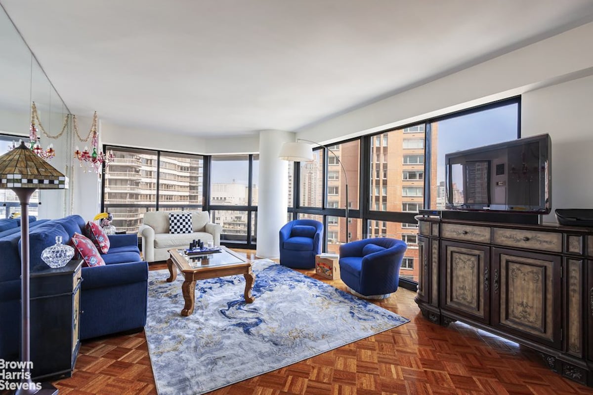 Photo for The Savoy - 200 East 61St Street Condominium in Upper East Side, Manhattan