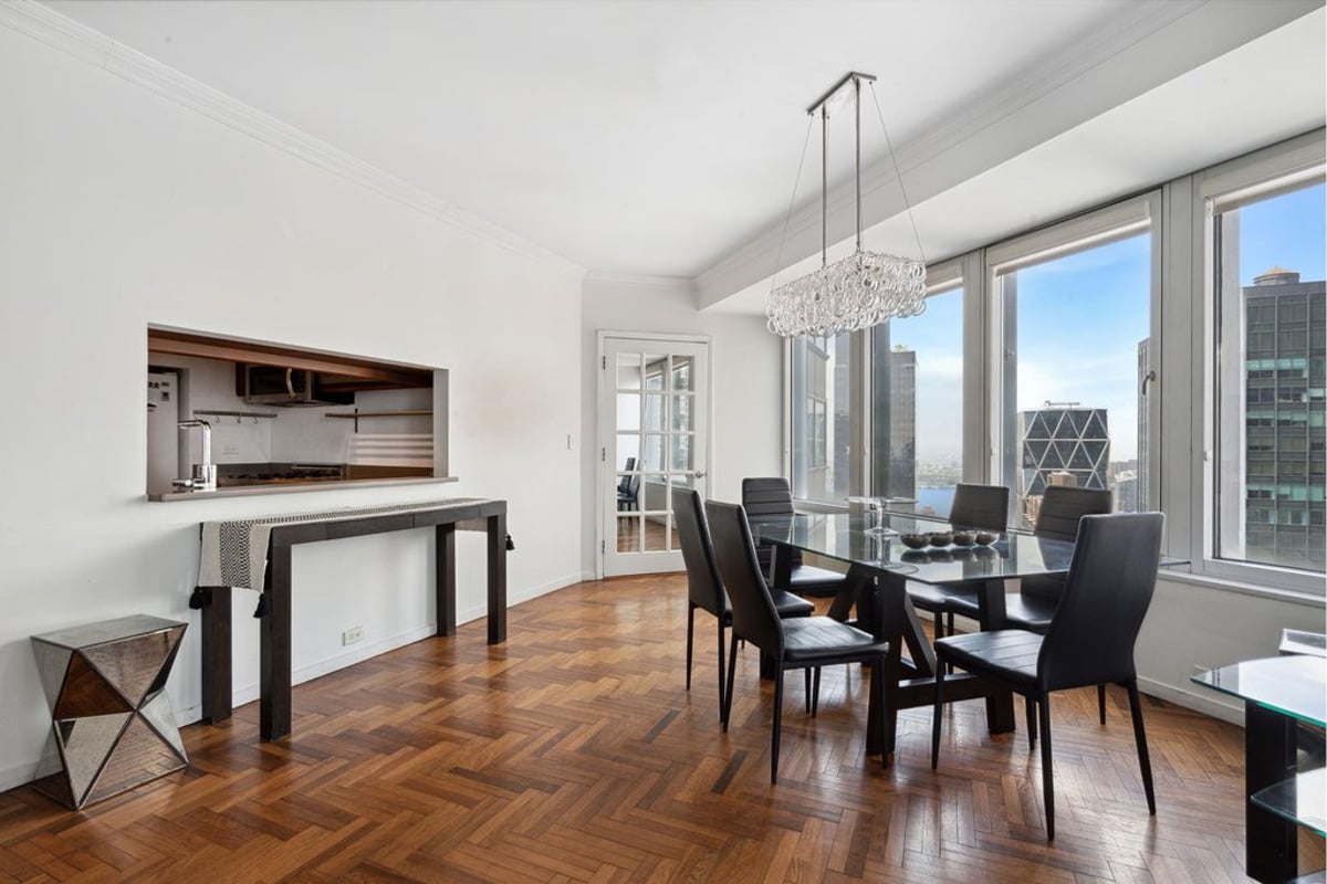 Photo for CitySpire - 150 West 56th Street Condominium in Midtown, Manhattan