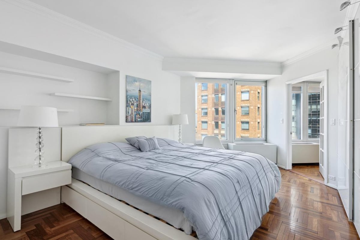 Photo for CitySpire - 150 West 56th Street Condominium in Midtown, Manhattan