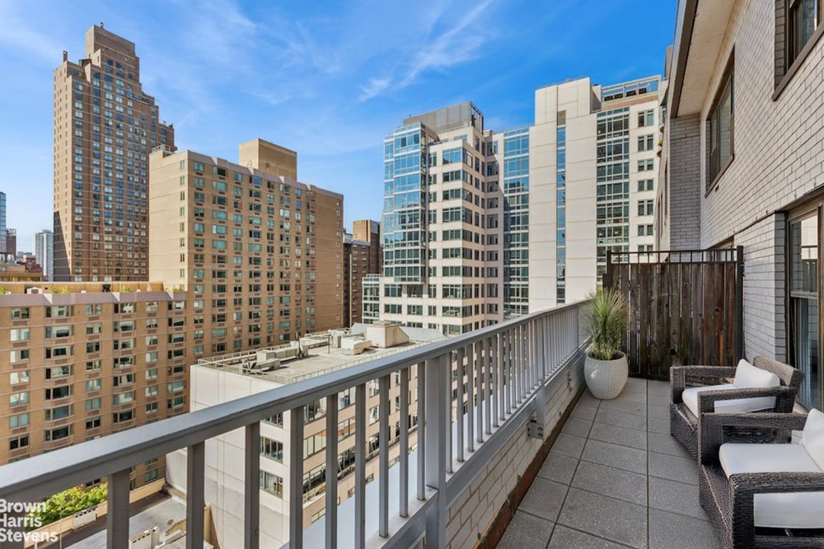 Photo for 420 East 72nd Street - 420 East 72nd Street Cooperative in Upper East Side, Manhattan