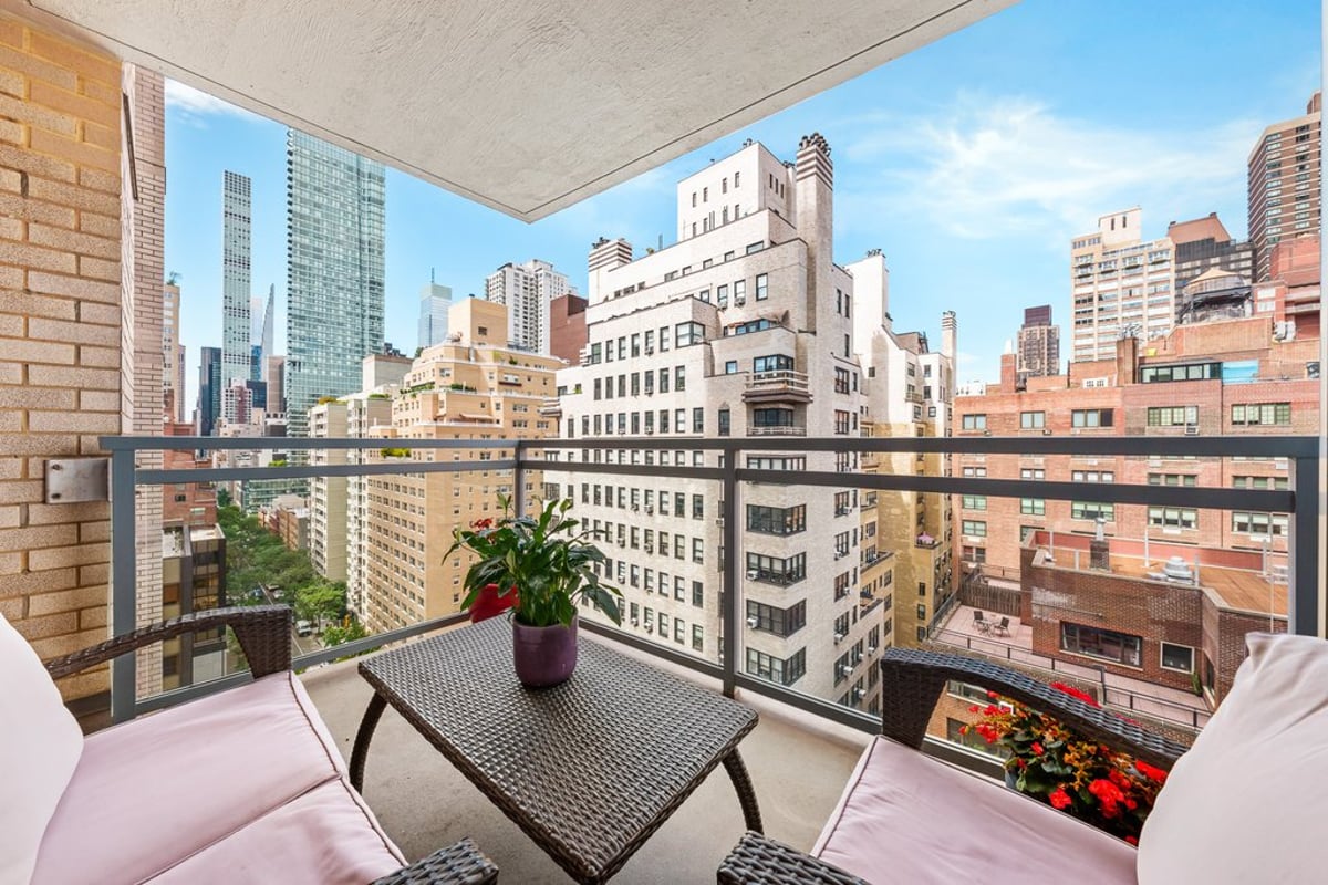 Photo for Plaza 400 - 400 East 56th Street Cooperative in Midtown East, Manhattan