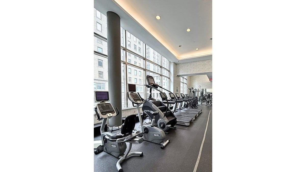 Photo for 325 Fifth Avenue - 325 Fifth Avenue Condominium in Murray Hill, Manhattan