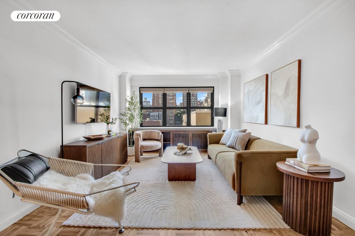 Photo for The Eastmore - 240 East 76th Street Condominium in Upper East Side, Manhattan