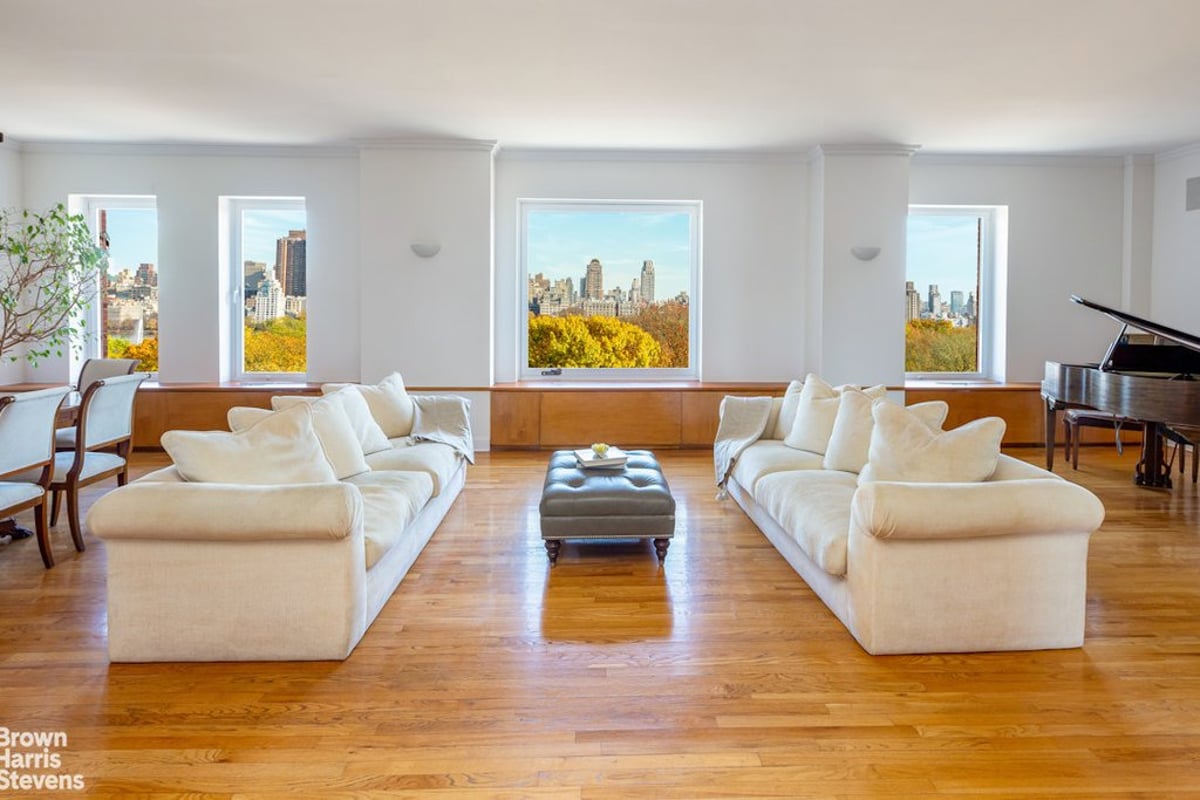 Photo for The Orwell House - 257 Central Park West Cooperative in Upper West Side, Manhattan