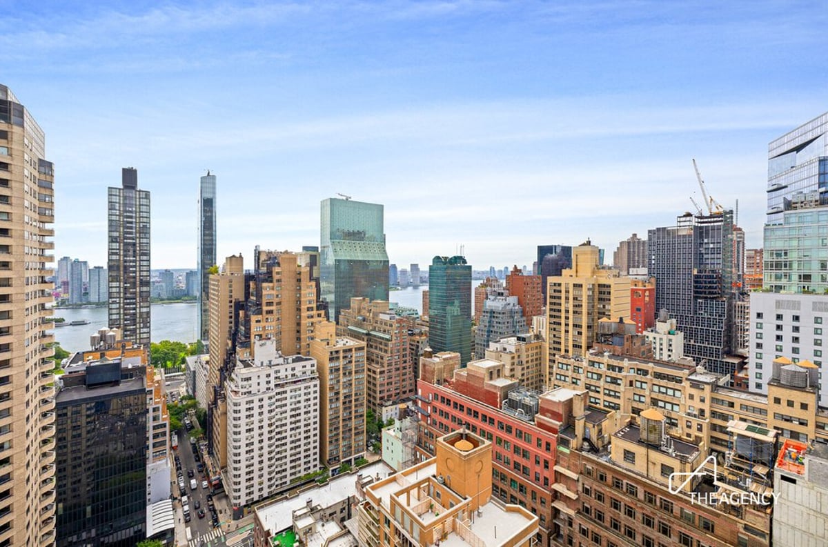 Photo for 212 East 47th Street - 212 East 47th Street Condominium in Turtle Bay, Manhattan