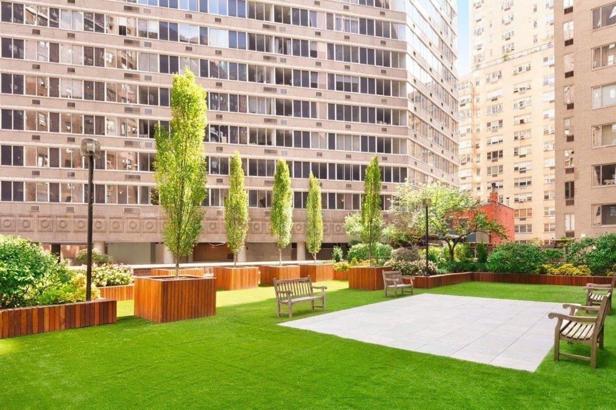 Photo for The Revere - 400 East 54th Street Condominium in Midtown East, Manhattan