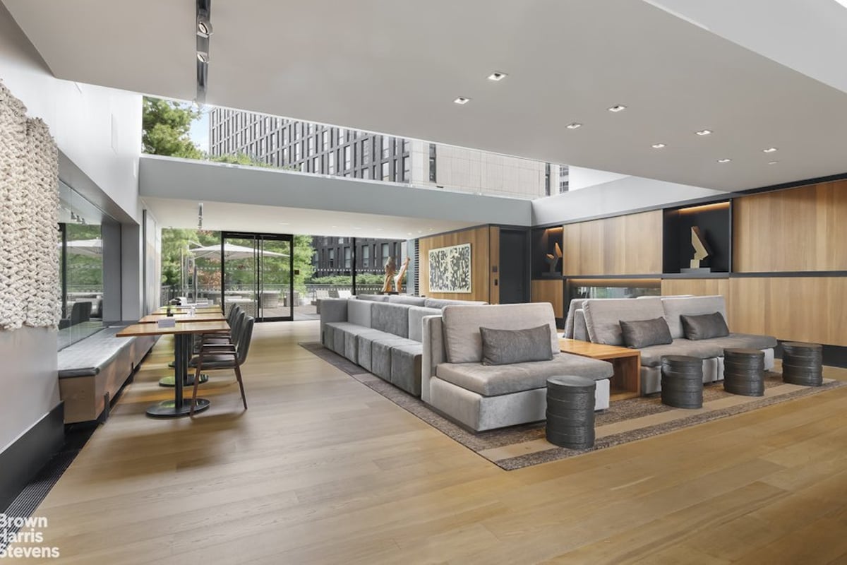 Photo for 101 Warren - 99 Warren Street And 101 Warren Street Condominium in Tribeca, Manhattan