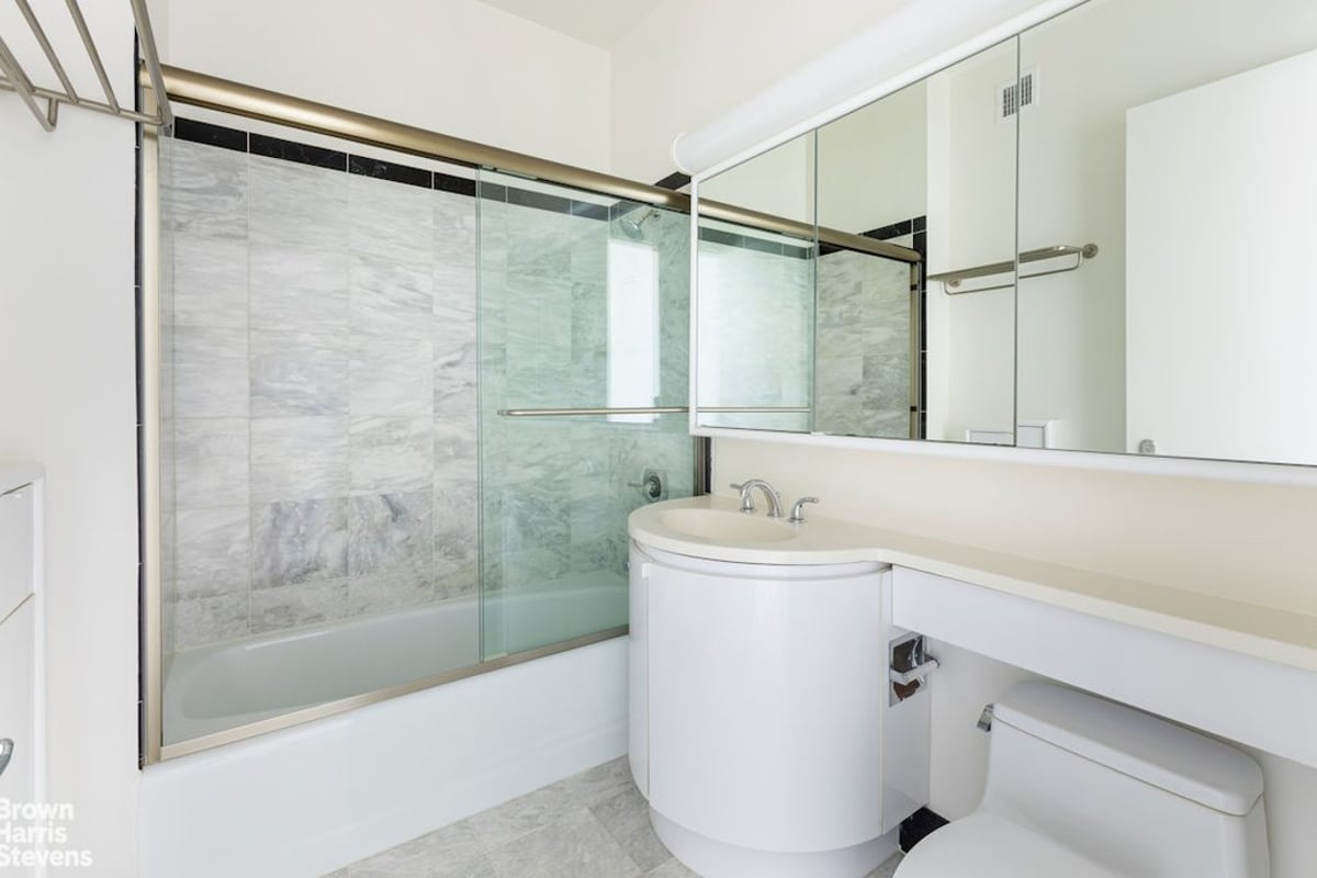 Photo for The Future Condominium - 200 East 32nd Street Condominium in Murray Hill, Manhattan