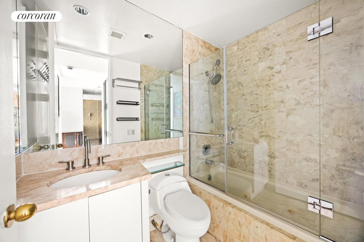 Photo for 100 United Nations Plaza - 100  United Nations Plaza Condominium in Midtown East, Manhattan