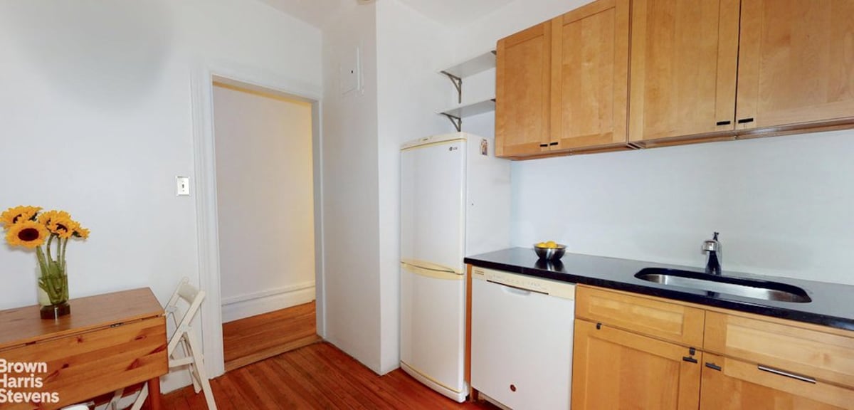 Photo for Stirling Towers - 875 West 181St Street Cooperative in Washington Heights, Manhattan