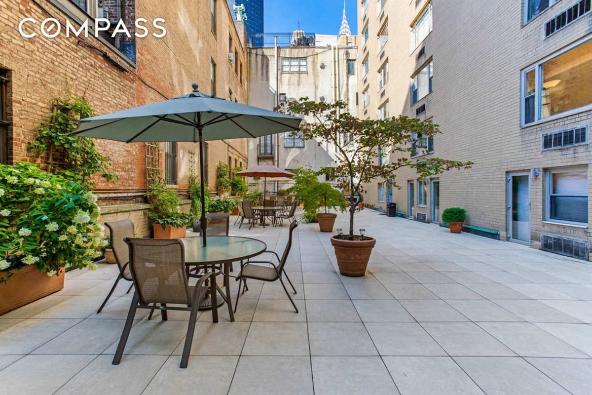 Photo for 310 Lexington Avenue - 310 Lexington Avenue Cooperative in Murray Hill, Manhattan