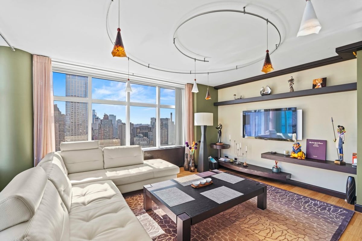 Photo for 3 Lincoln Center - 160 West 66th Street Condominium in Upper West Side, Manhattan
