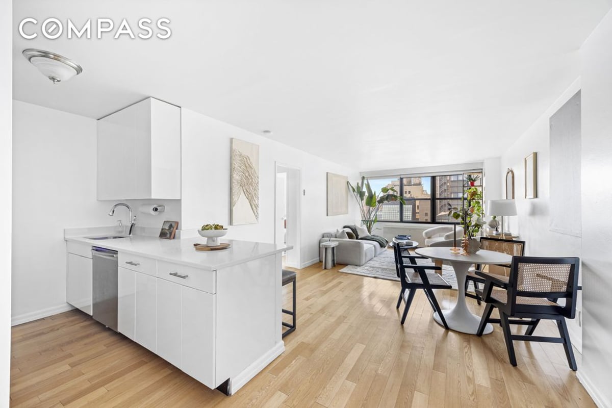 Photo for The Victoria - 7 East 14th Street Cooperative in Flatiron, Manhattan