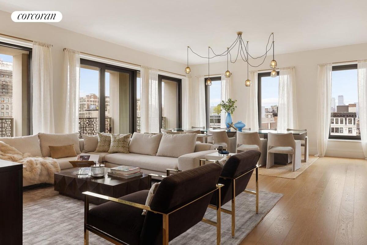 Photo for Flatiron House - 39 West 23rd Street Condominium in Flatiron, Manhattan