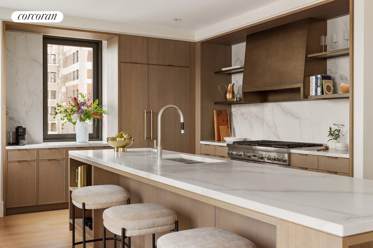 Photo for Flatiron House - 39 West 23rd Street Condominium in Flatiron, Manhattan