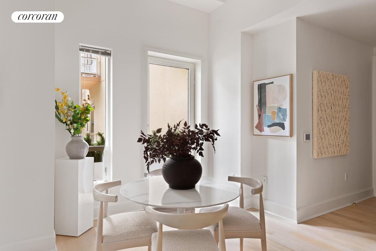 Photo for The Alexander - 250 East 49th Street Condominium in Midtown East, Manhattan