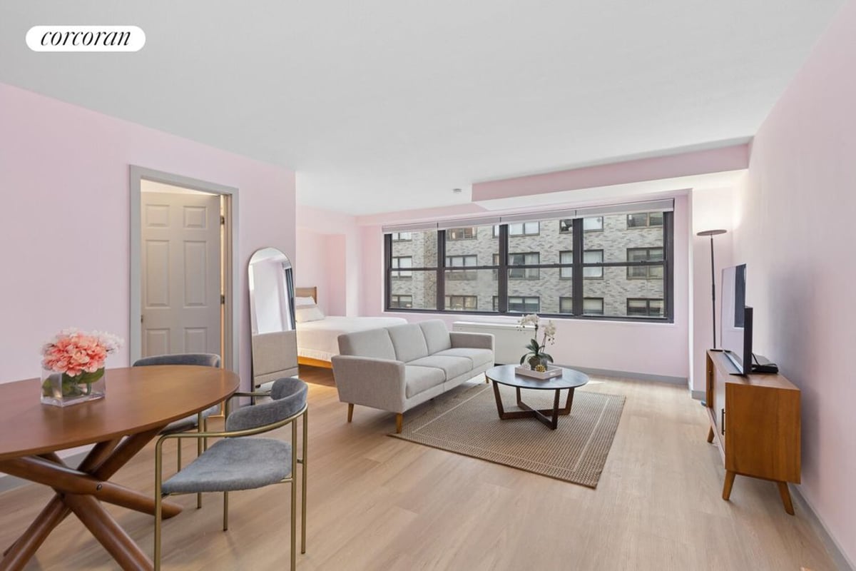 Photo for Harridge House - 225 East 57th Street Condominium in Midtown East, Manhattan