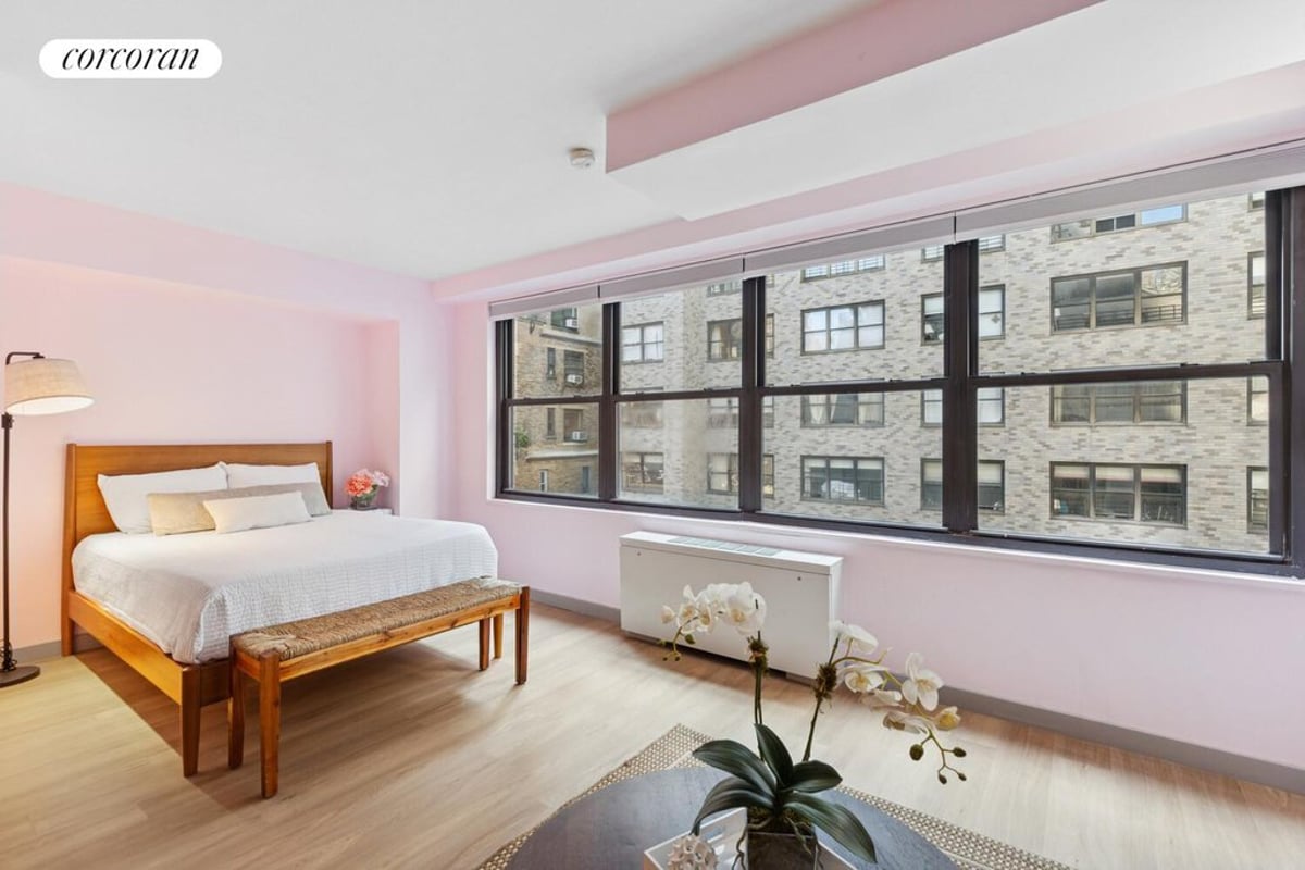 Photo for Harridge House - 225 East 57th Street Condominium in Midtown East, Manhattan