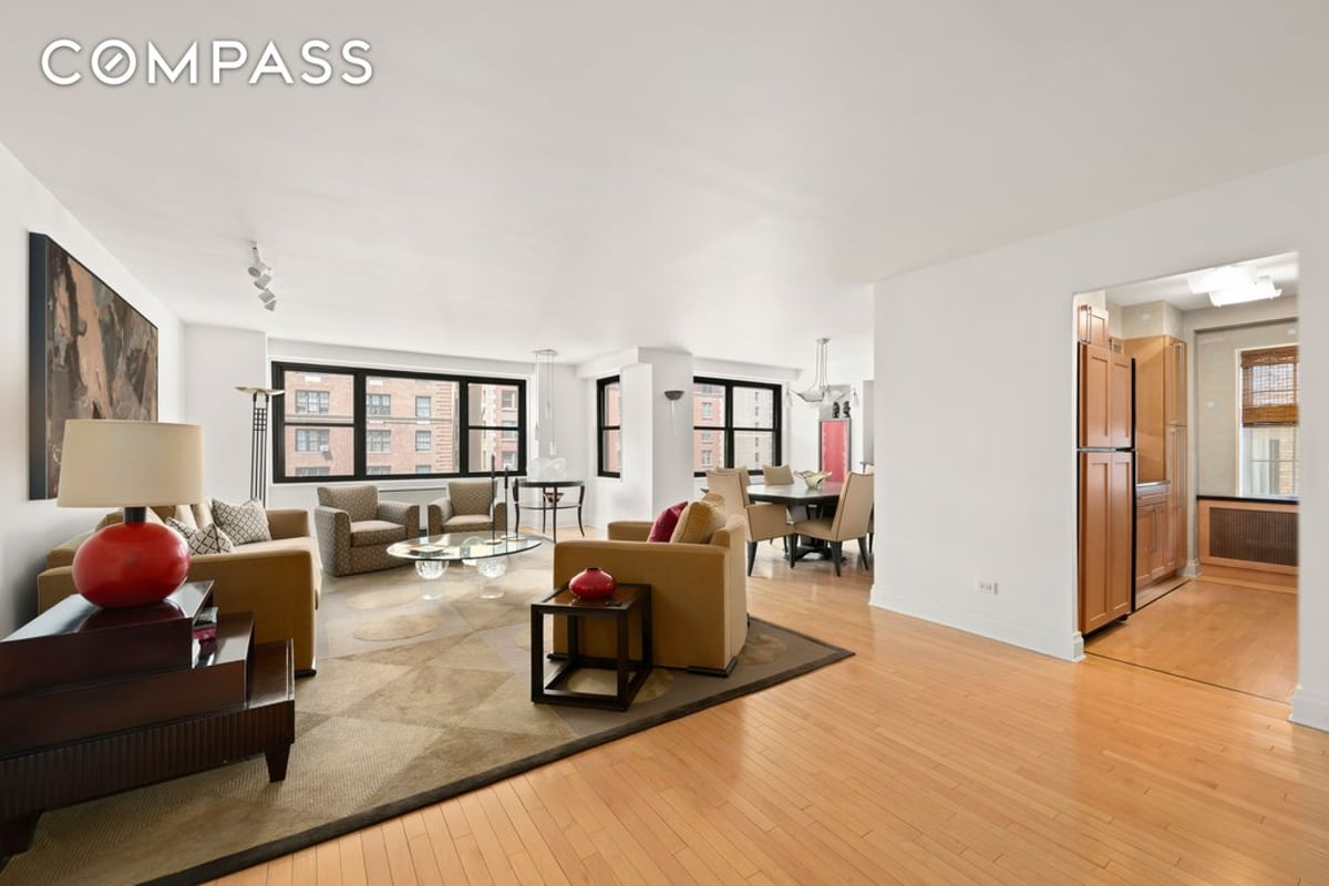 Photo for The Carlton Park - 1065 Park Avenue Cooperative in Upper East Side, Manhattan