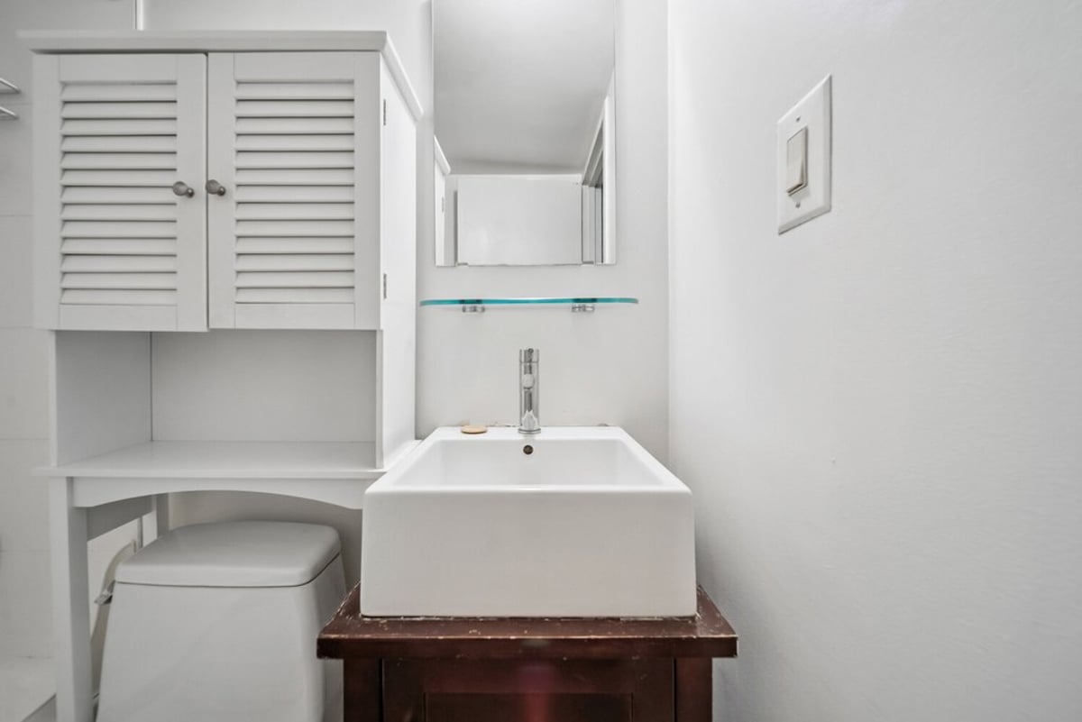 Photo for 184 Thompson Street - 184 Thompson Street Condominium in Greenwich Village, Manhattan