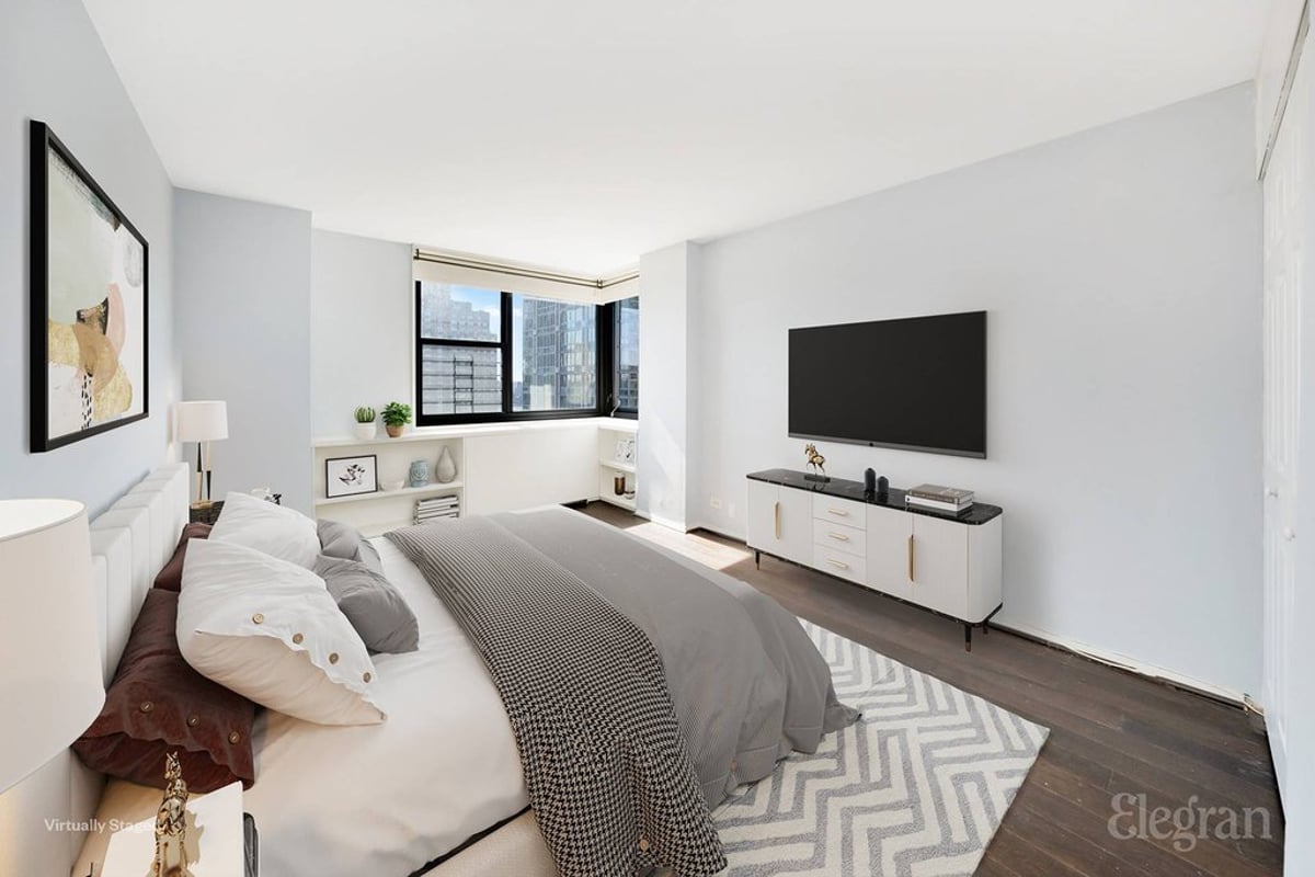 Photo for Plymouth Tower - 340 East 93rd Street Cooperative in Upper East Side, Manhattan